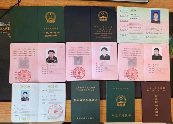新知达人 那些偷偷学习的考证青年,最后成功上岸了吗?