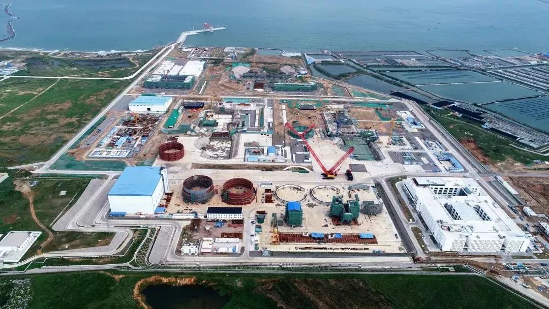电站位于山东威海市荣成石岛湾厂址,拟建设2台cap1400型压水堆核电
