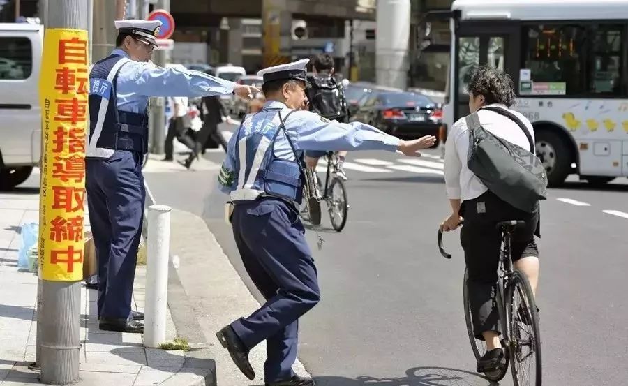 日本社会犯罪率世界最低:警察太多,坏人不够用!