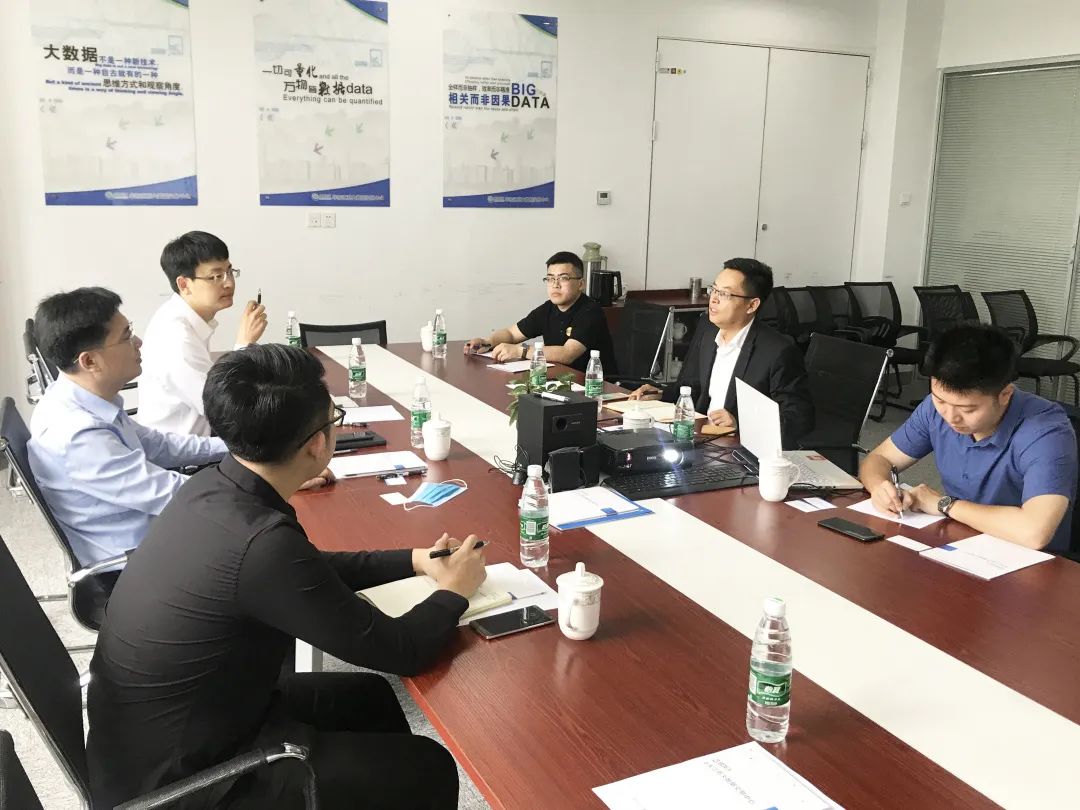 新知图谱, 热烈欢迎青岛大数据科技发展公司董事长朱江峰一行莅临交易中心参观指导!
