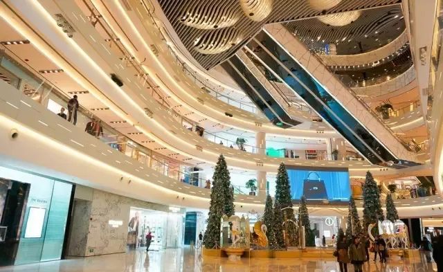 30个经典案例告诉你如何玩转购物中心中庭