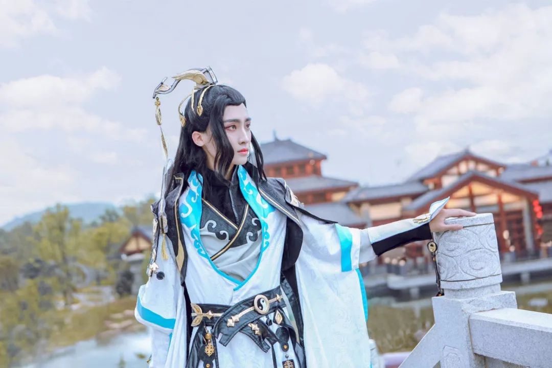 新知图谱, 专访 | 二次元短视频的突围，腾讯微视达人“小高学长”来了