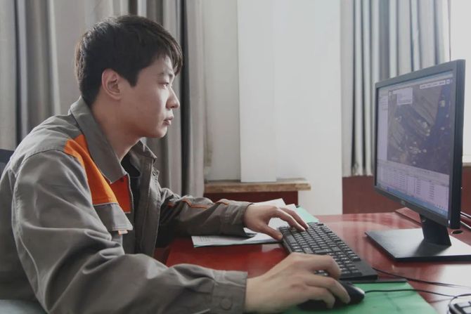 新知达人, 露天矿的“黑科技”
