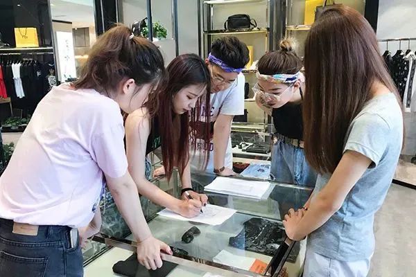 新知达人, 风锐陈列师内推 | 2021沈阳、上海陈列师招聘