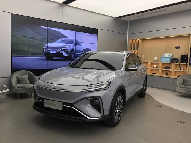 上汽r汽车开启新零售服务模式,北京已落地7家r store体验中心