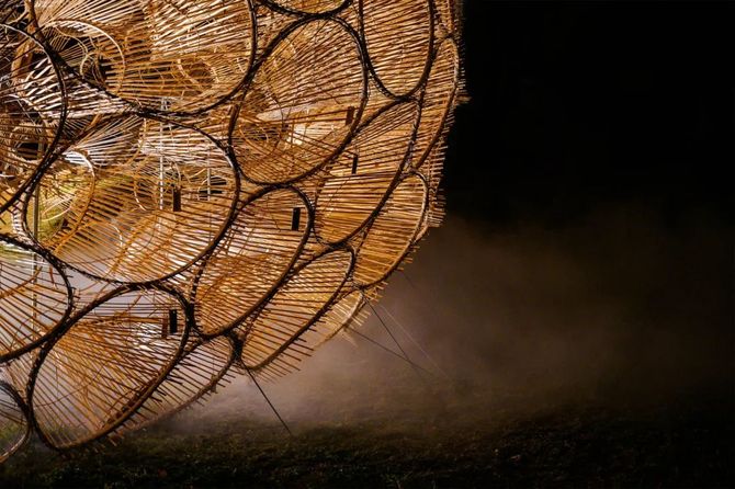 传统捕鱼器创作的艺术装置鱼陷阱屋iv后里