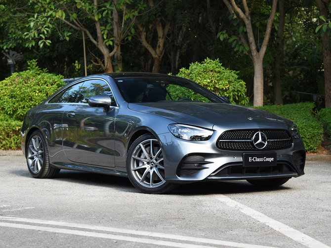 新款奔驰e级轿跑车敞篷轿跑车正式上市售5248万元起