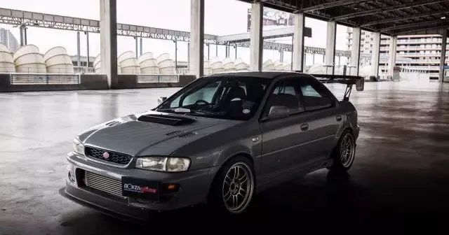 斯巴鲁 impreza gc5变身gc8