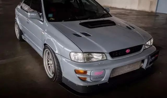 斯巴鲁 impreza gc5变身gc8