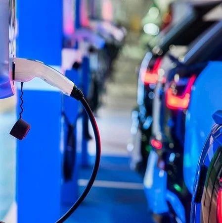 2020电动汽车充电桩产业发展白皮书 |