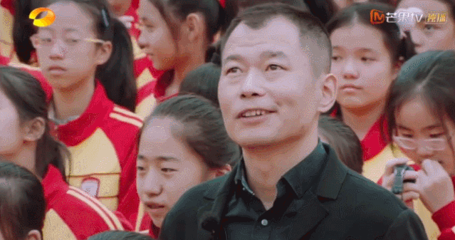 新知图谱, 王菲女儿退学的背后,是4.3亿中国家庭的隐痛:父母的控制欲,到底害了多少人