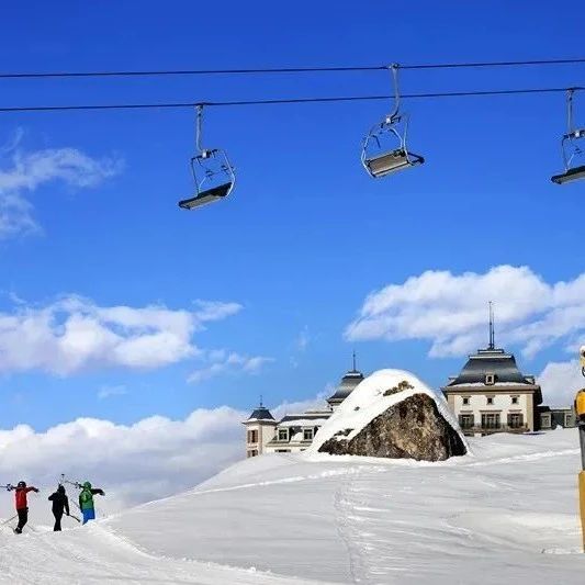 ​雪季进行时：观赏高加索绝美雪景 体验顶级滑雪设施