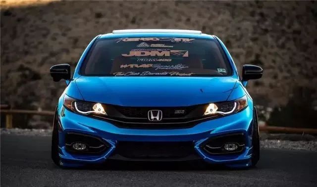 本田9代思域蓝色诱惑,这才是冠军的态度!