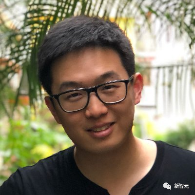 太空与网络, 马斯克官宣成立xAI！挖角谷歌+OpenAI豪华天团，清华校友加入，解密宇宙终极答案「42」