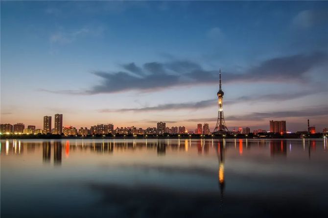华夏能源网, 新能源企业重金抄底洛阳：中创新航走了，宁德时代来了