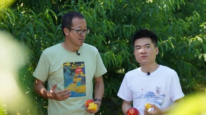 张书乐, 董宇辉和东方甄选，没找不到北