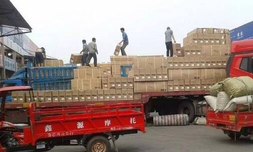 物流笑忘书, 专线行业中的人才断档和成长问题
