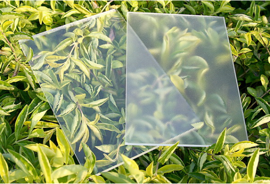 上海卷柔新技术, 光伏减反射镀膜玻璃:太阳能组件的保护伞
