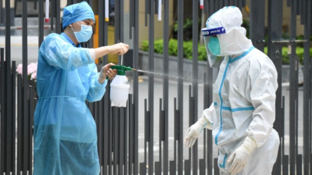 广州荔湾疫情传播链增至77人，海南村1人直接感染15人
