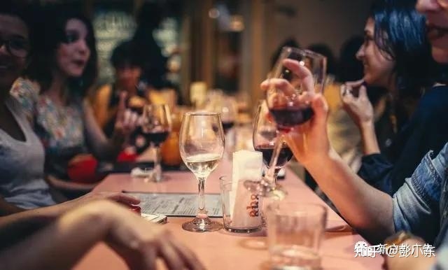 新知达人, 户外广告销售绝不是喝酒就行 I 但如果真要喝怎么办?
