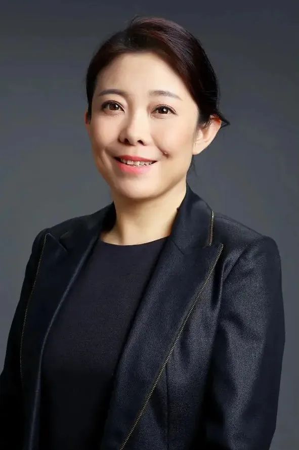 新知达人, CFO接班互联网
