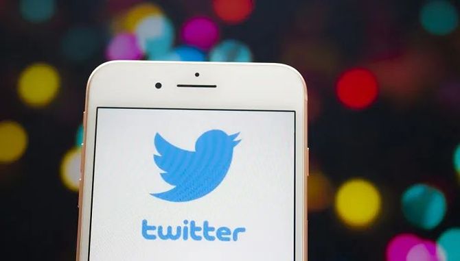 马斯克拟斥资430亿美元收购推特推特回应