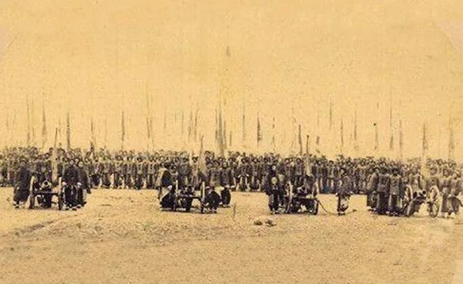 军队也不能说不能打,外蒙的准格尔,青海的罗卜藏丹津,川藏的大小金川