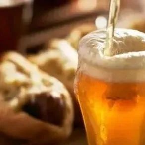 啤酒行业分析报告：在变动中升级，在升级中破局