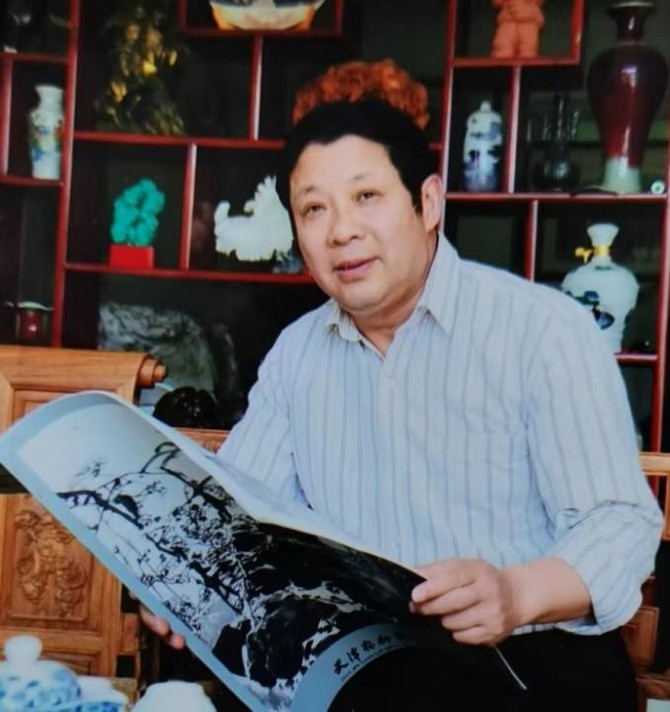 画家张新华作品梅兰竹菊四条屏竞拍成交