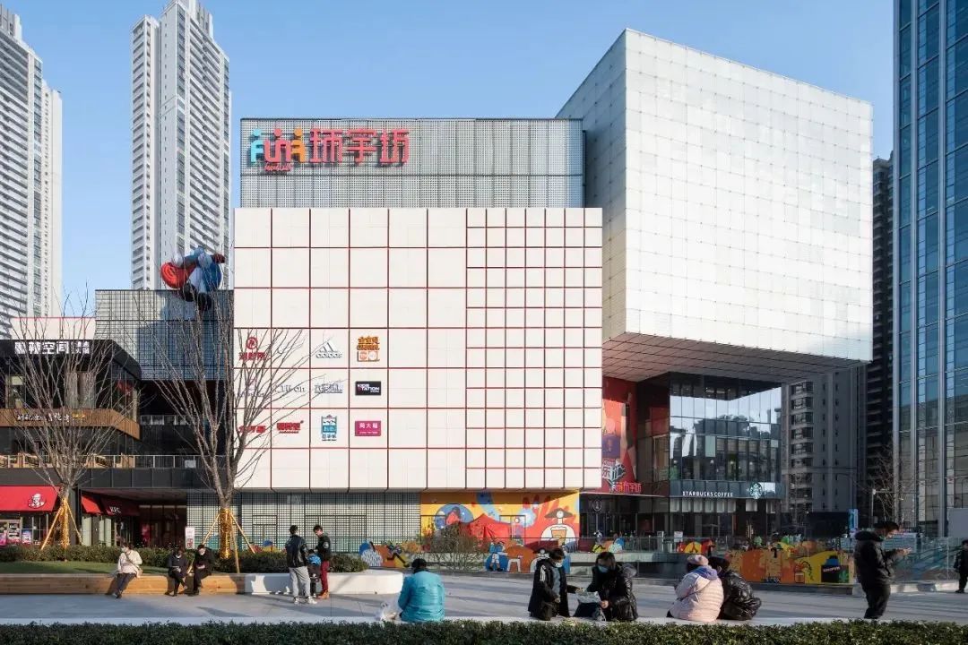深圳中航城君尚购物中心——全国首家黑科技体验购物中心