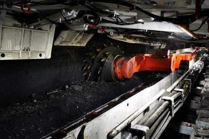 新知达人, 宁夏煤业枣泉煤矿实现300米采煤工作面只需1人监护生产