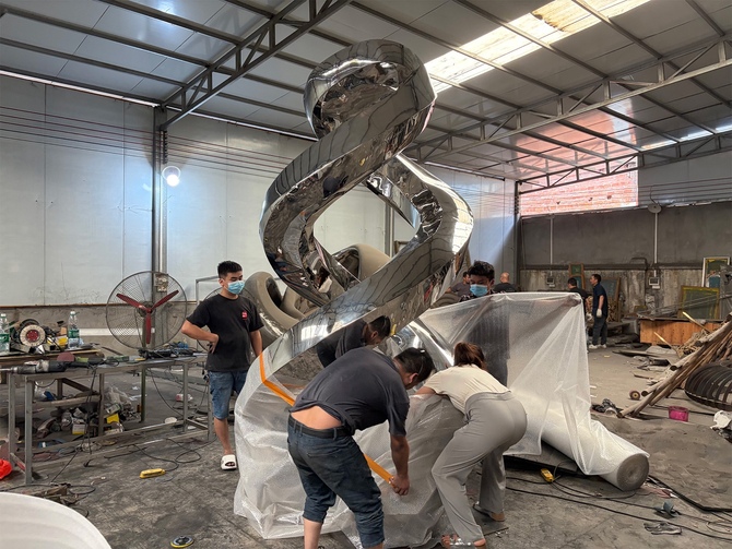 焦点新闻, 2026佛山不锈钢雕塑产业调研:本土十家实体工厂雕塑定制