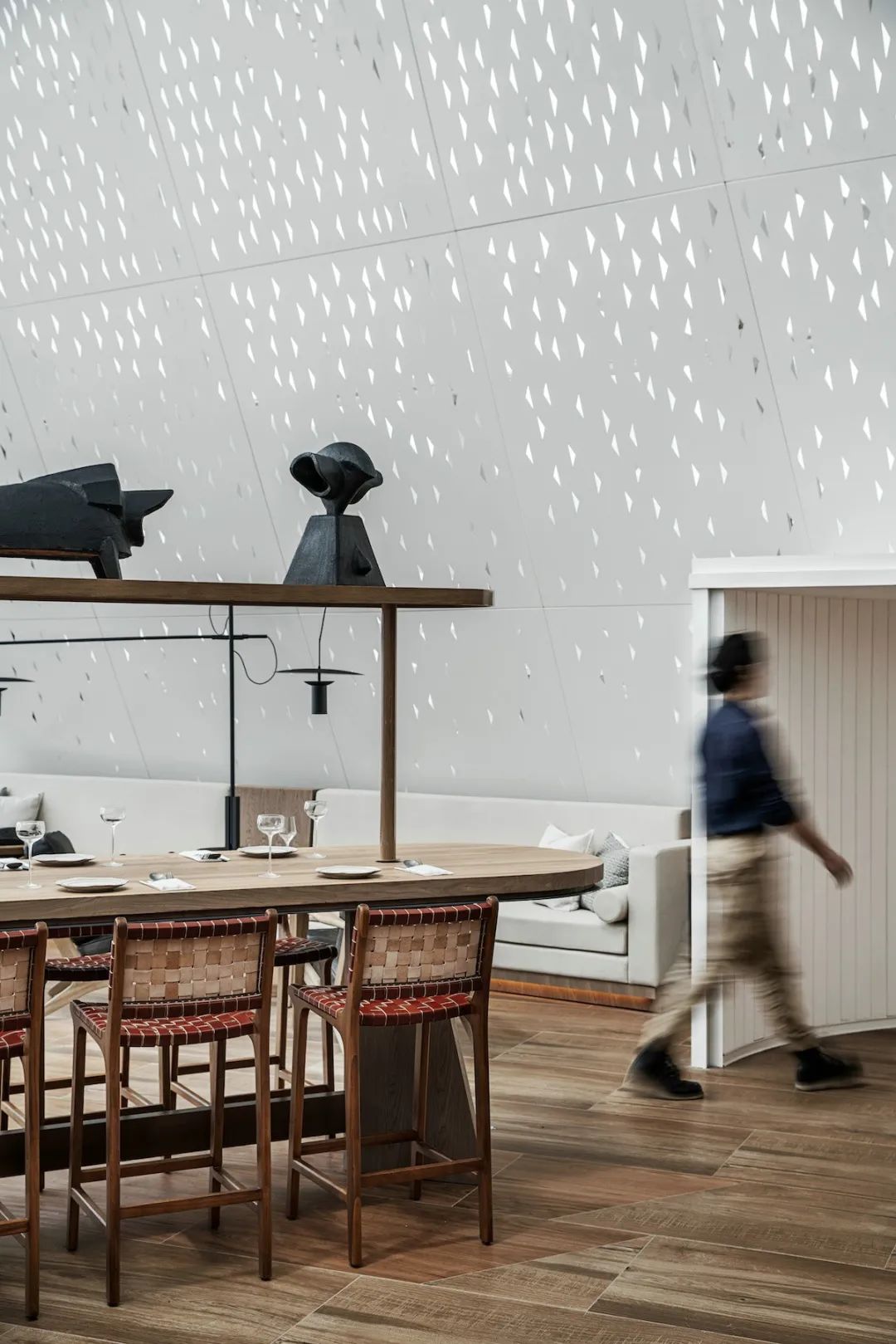 hdc蜂鸟设计bdd布道设计一个被赋予传承与创新的高级川菜餐厅一个帆船