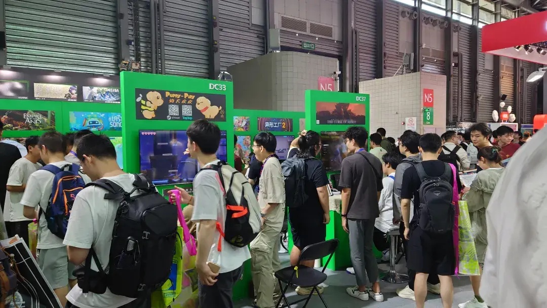 Xiaguang Society, at ChinaJoy, waits for the belated spring