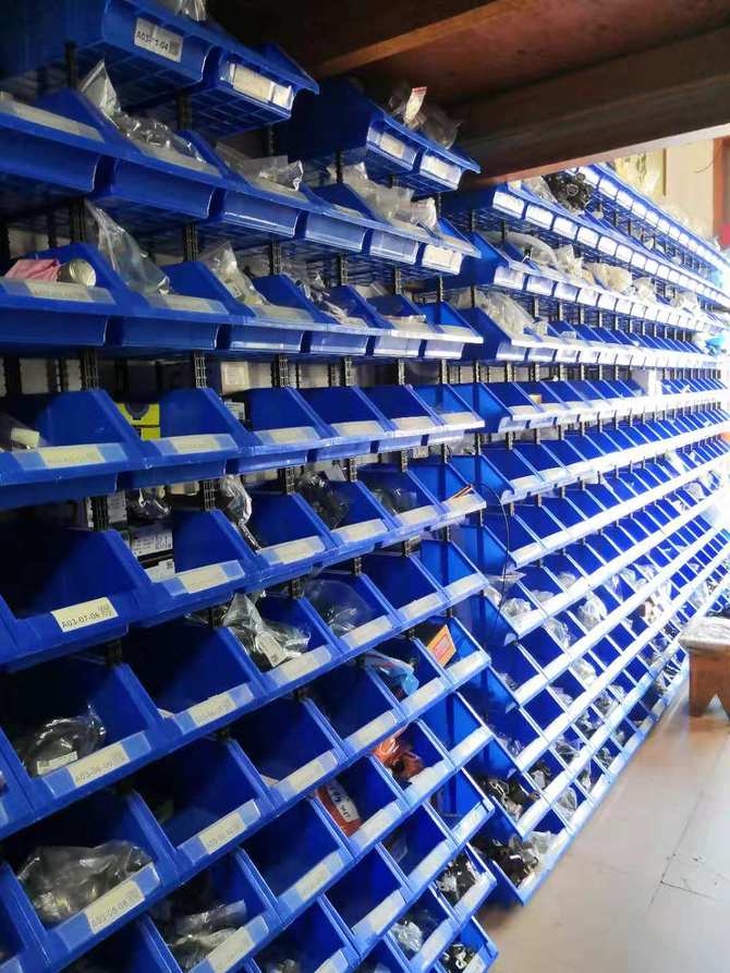 汽配云客户仓库实拍