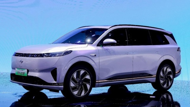 北京车展：家庭智能大型SUV东风eπ008预售五小时订单破万