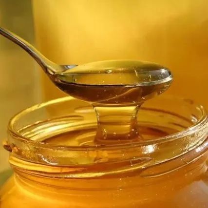 放置时间过长的蜂蜜可以继续食用吗？