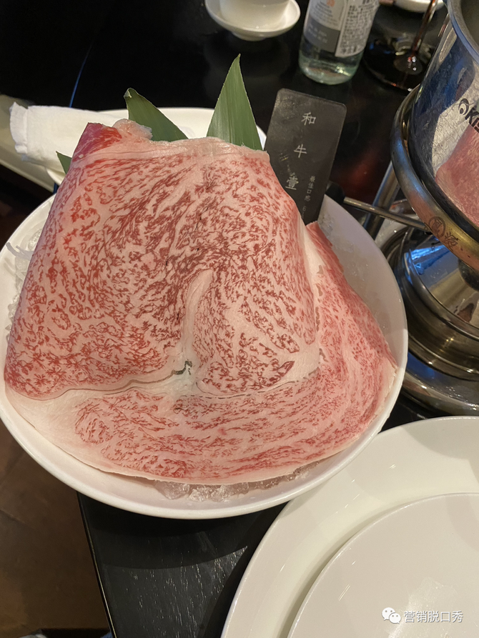 新知达人, 顺利返京的简明实操流程与美食之旅