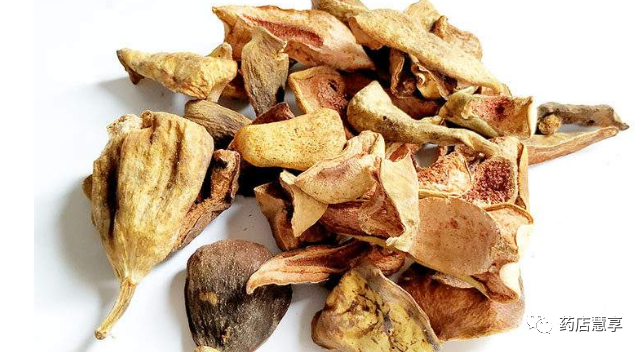 夏天那一碗碗晶莹剔透,冰凉爽口的凉粉,其中的主要原料就是这个薜荔果