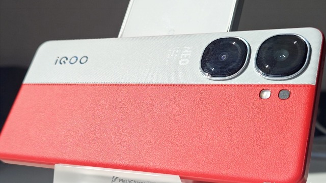 iQOO Neo9体验：做工精细性能出色，重回红白机欢乐时代