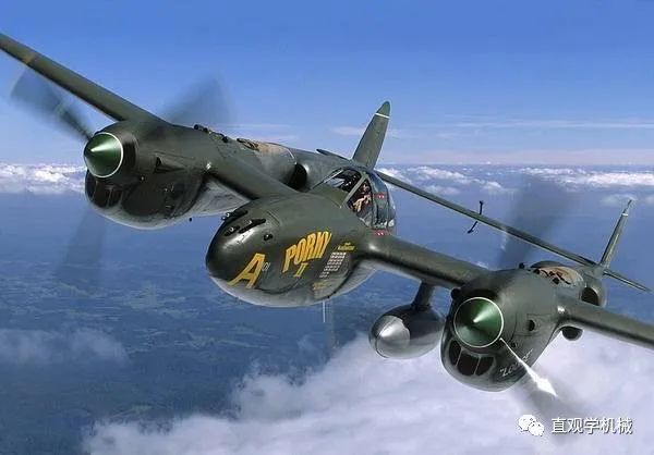 no7:        p-38"闪电"战斗机,是美国洛克·希德公司研制的第一