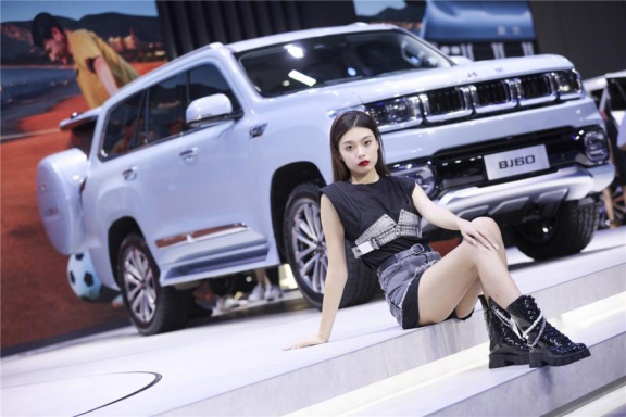 新知达人, 北京越野BJ60叫板百万级SUV 是吹牛皮还是真实力