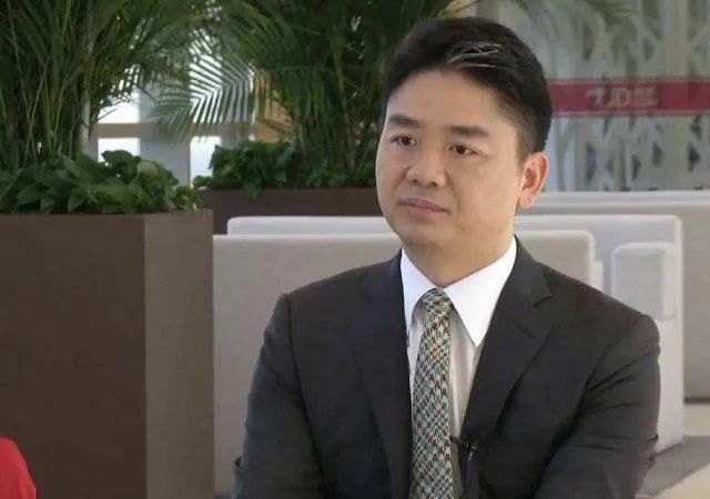 新知达人, CFO接班互联网