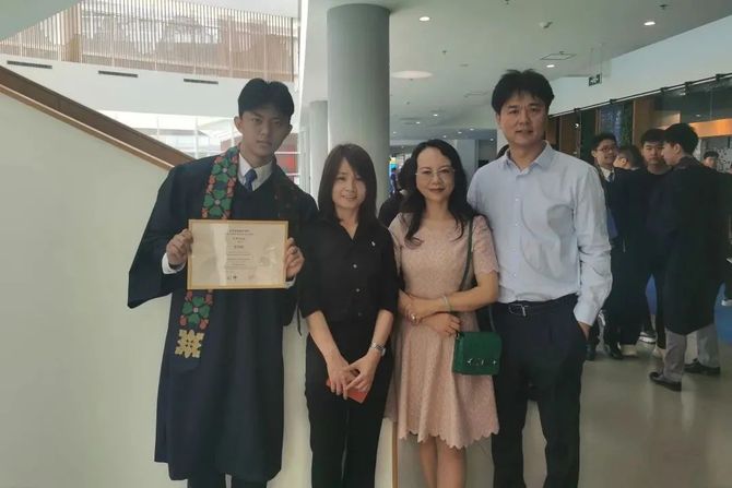 新知达人, 北京市新英才学校毕业生故事 | 有趣、好学、阳光、高颜值……这个学长不同凡响