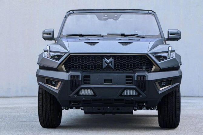 高端硬派纯电suv又来一个猛将东风猛士917亮相