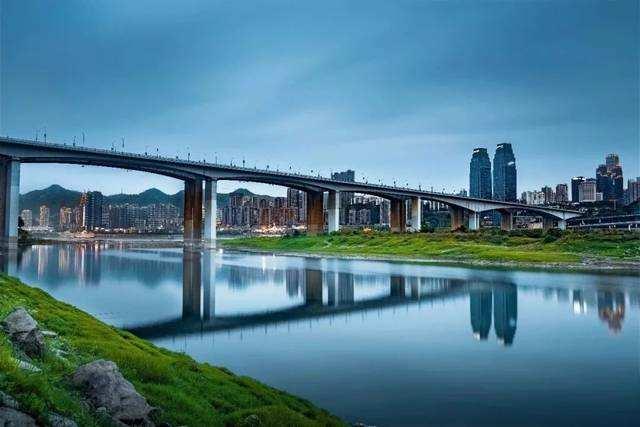 石坂坡长江大桥图片
