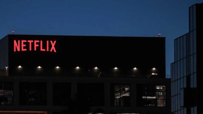 新知达人, 第一也不挣钱，推出广告订阅服务的Netflix跌下神坛了吗