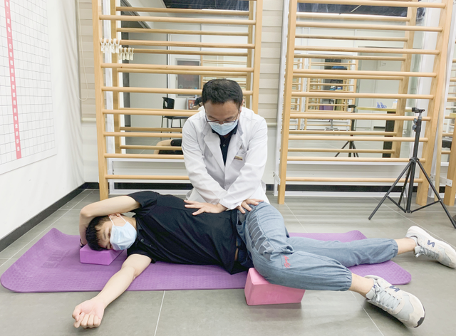 新知达人, 龙脊康特聘专家贺达克主任：成长，就是要不断突破自我