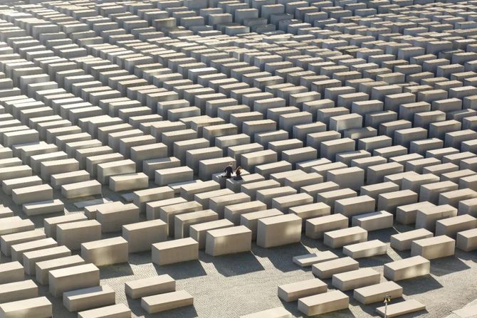 设计重复就是力量过目难忘的纪念空间设计