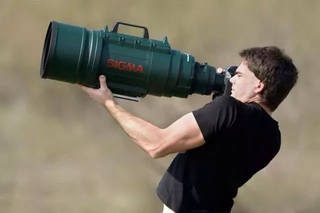 为何手机长焦拍摄都用潜望镜头?